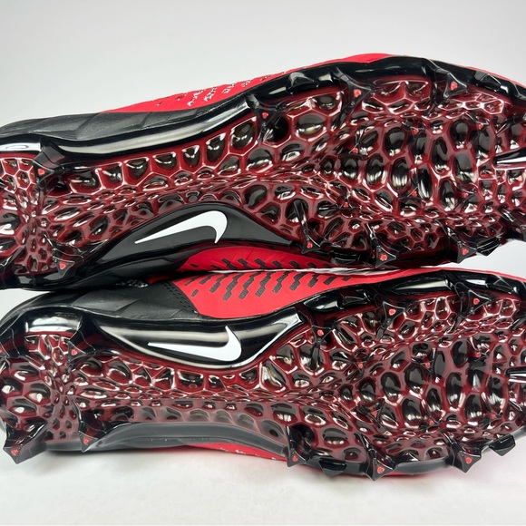 Nike Alpha Menace Pro 2 Mid University Red Black Football Cleats - Picture 8 of 10